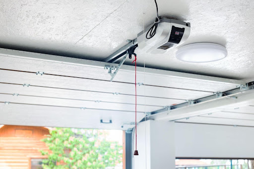 Ensure you can manually operate your garage door during power outages in Minneapolis with MN Garage Squad's guidance.